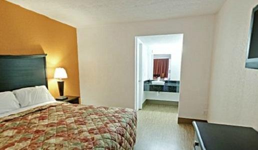 Econo Lodge Metropolis Habitación foto